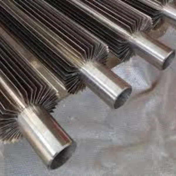 FAMET फिनन्ड ट्यूब